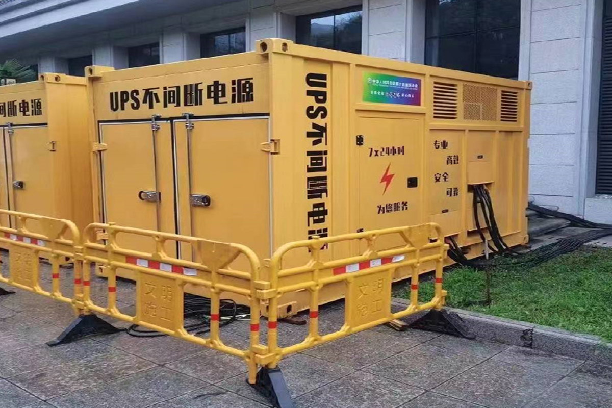 天门发电机租赁施工现场